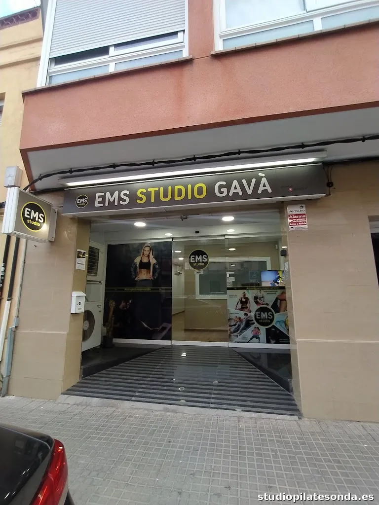 EMS Training Studio Gavá - Entrenamiento y Salud