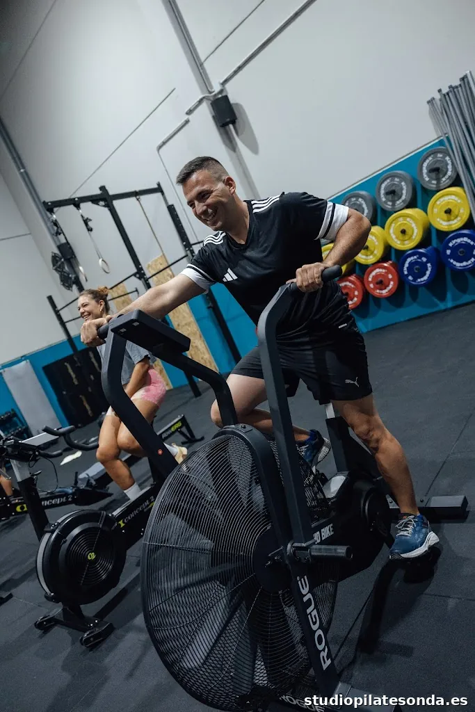 BRAND&CO. Training Club BOX