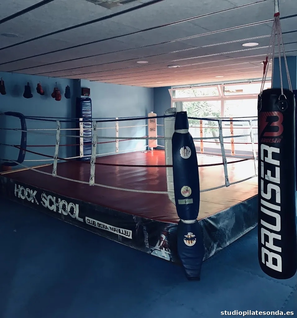 Hook School Club Boxa Manlleu